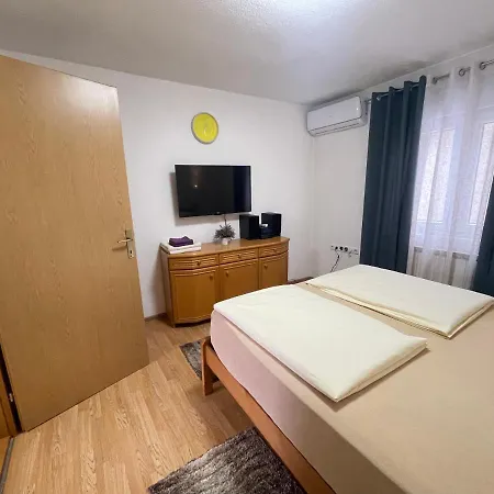 Apartmani Brod Zenica Exterior photo