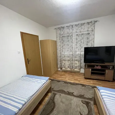 Apartmani Brod Zenica Exterior photo