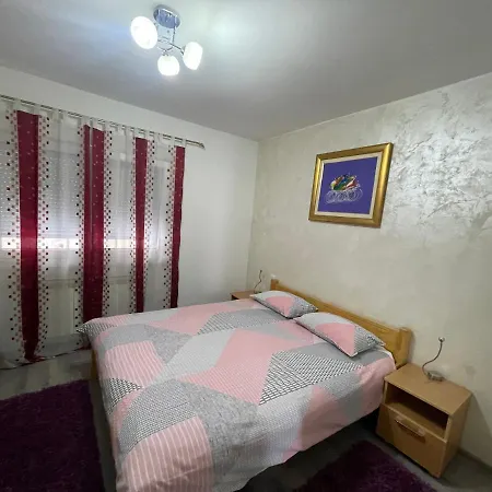 Apartmani Brod Zenica Exterior photo
